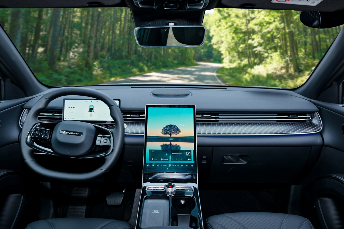 Lepas L8 foto interior pantalla