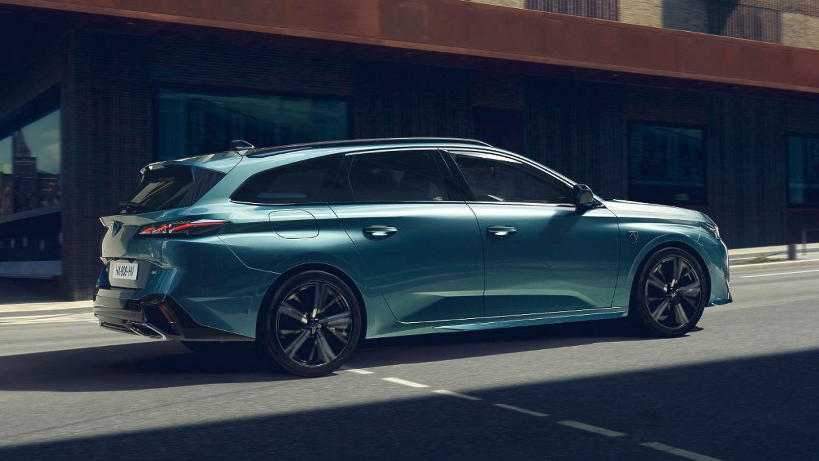 Peugeot 308 SW PHEV cargador Azul Avatar