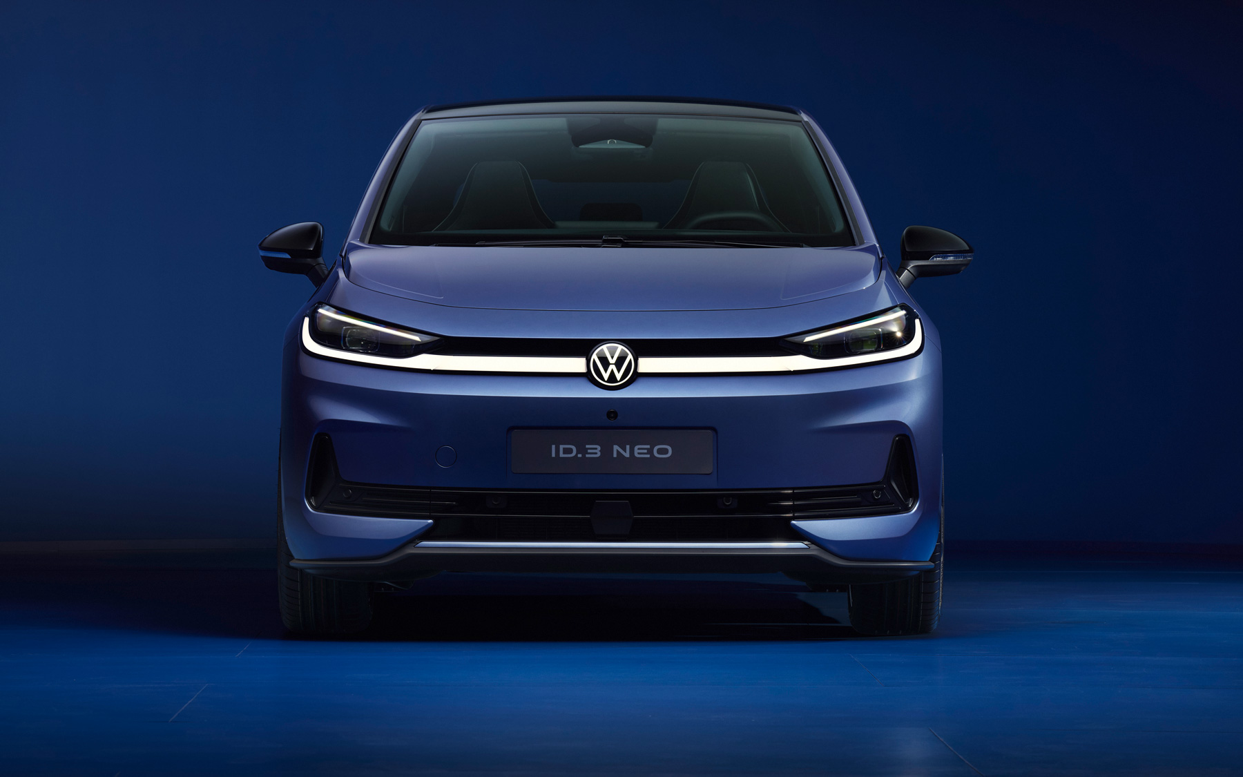 Volkswagen ID.3 foto exterior estática frontal azul