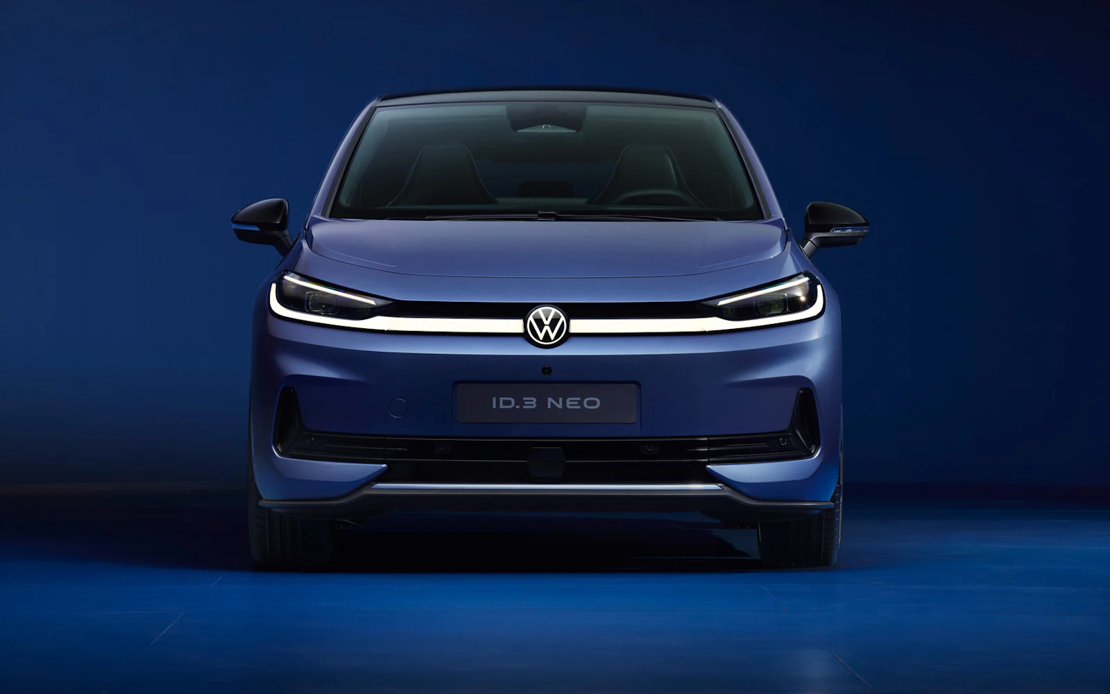 Volkswagen ID.3 foto exterior estática frontal azul