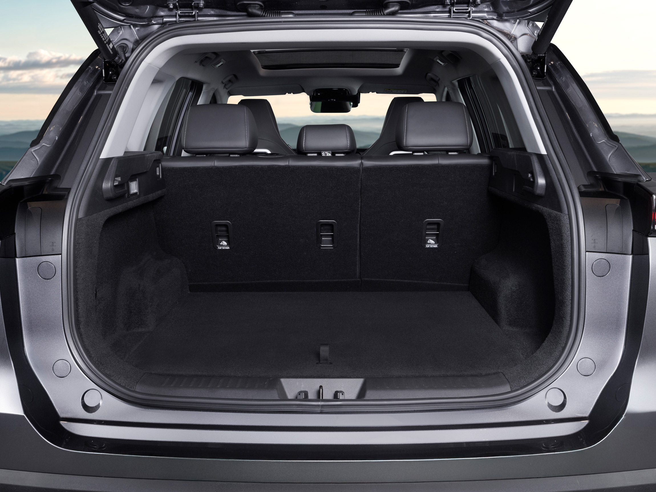 EBRO s700 foto maletero