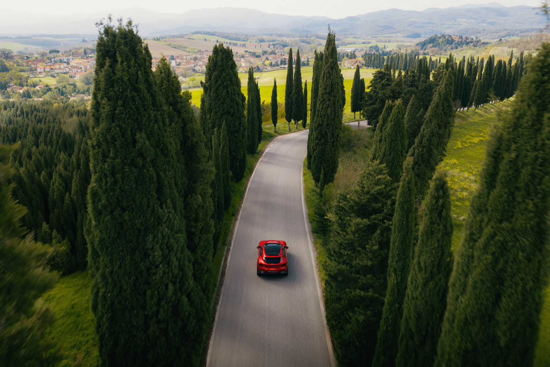 Ferrari Purosangue Handling Speciale foto exterior dinámica