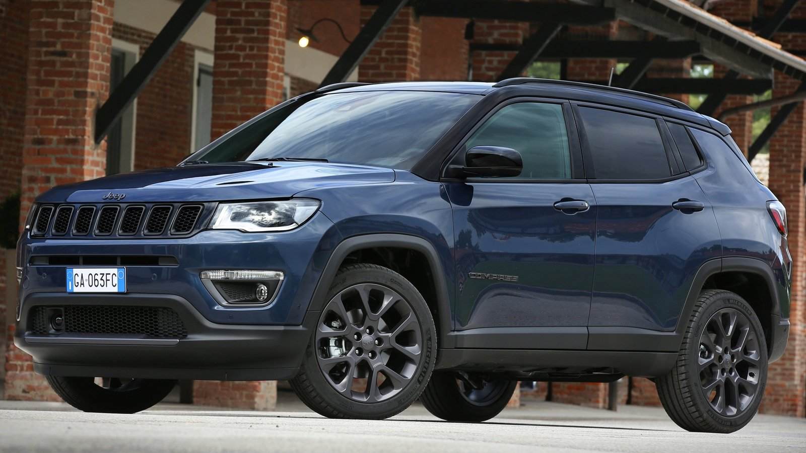 Guía de colores y precios del Jeep Compass carwow