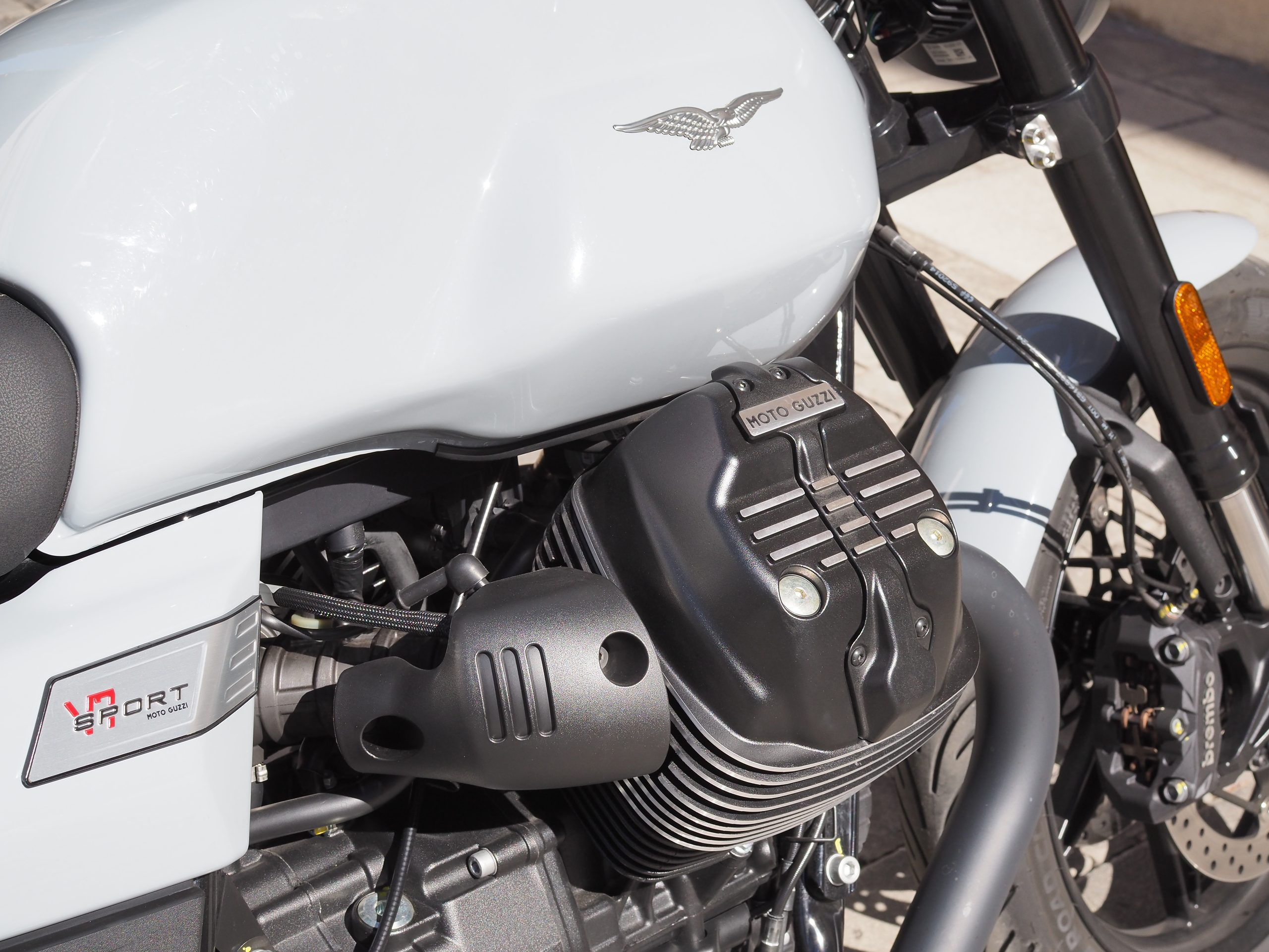 Detalle de la Moto Guzzi V7 Sport