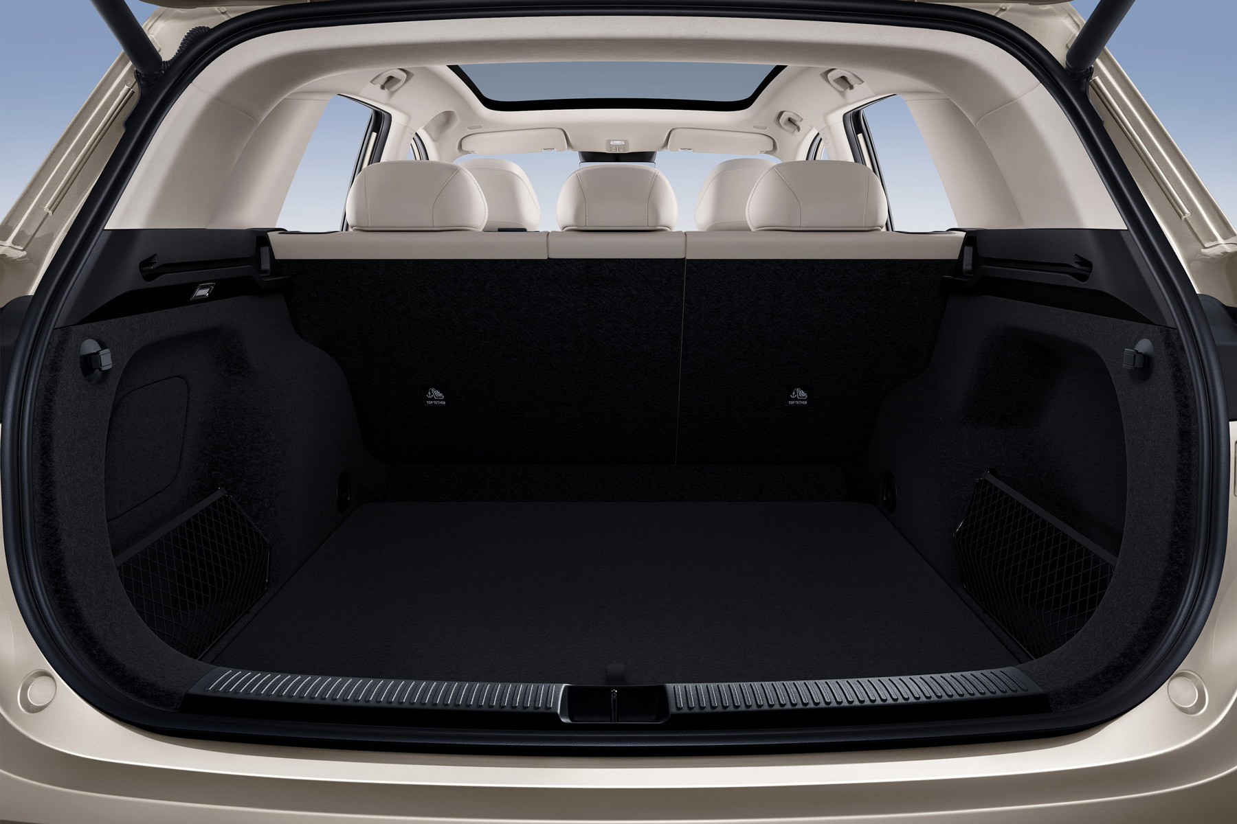 MGS6 EV foto interior maletero