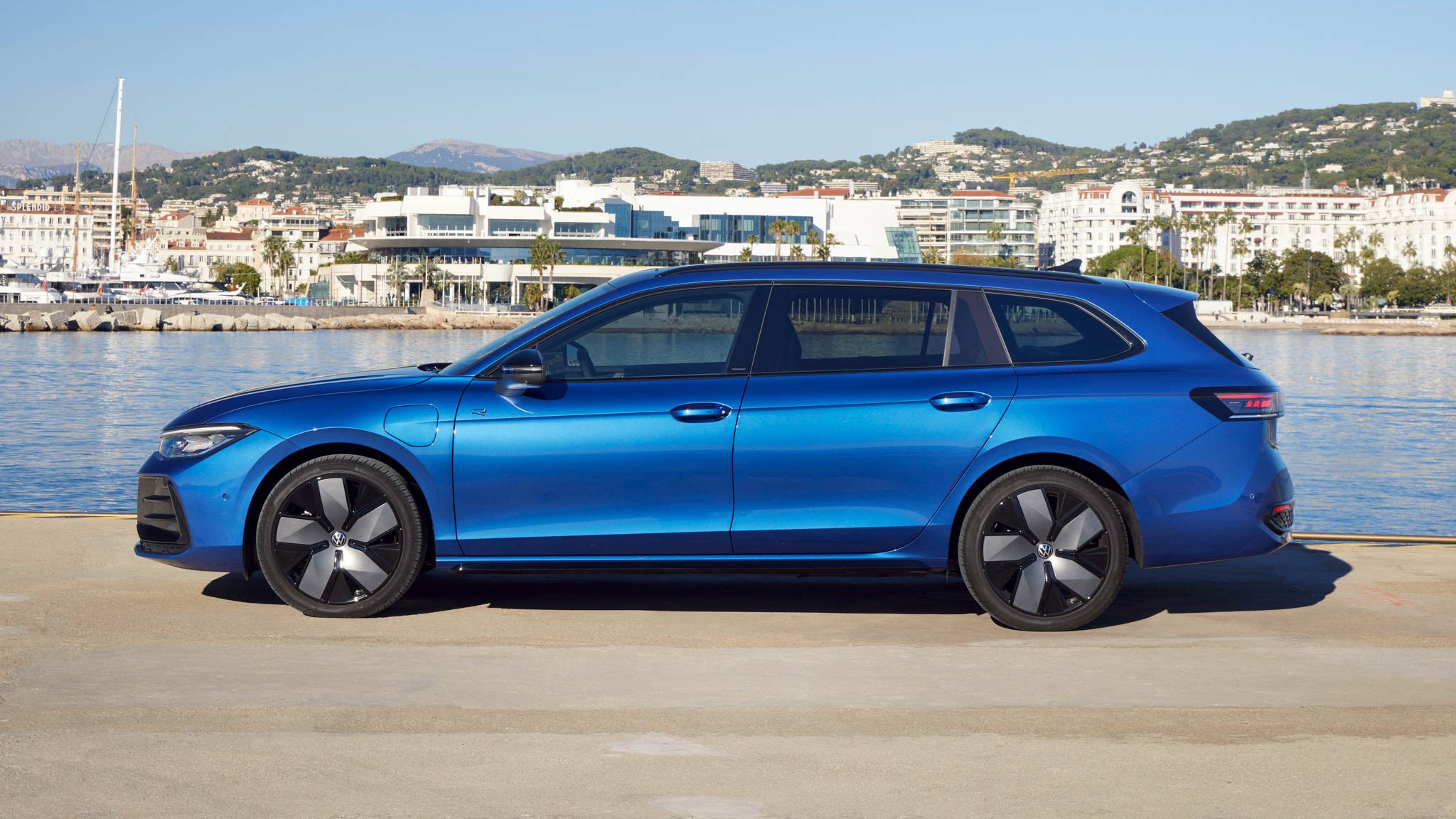 Volkswagen Passat Variant exterior estática