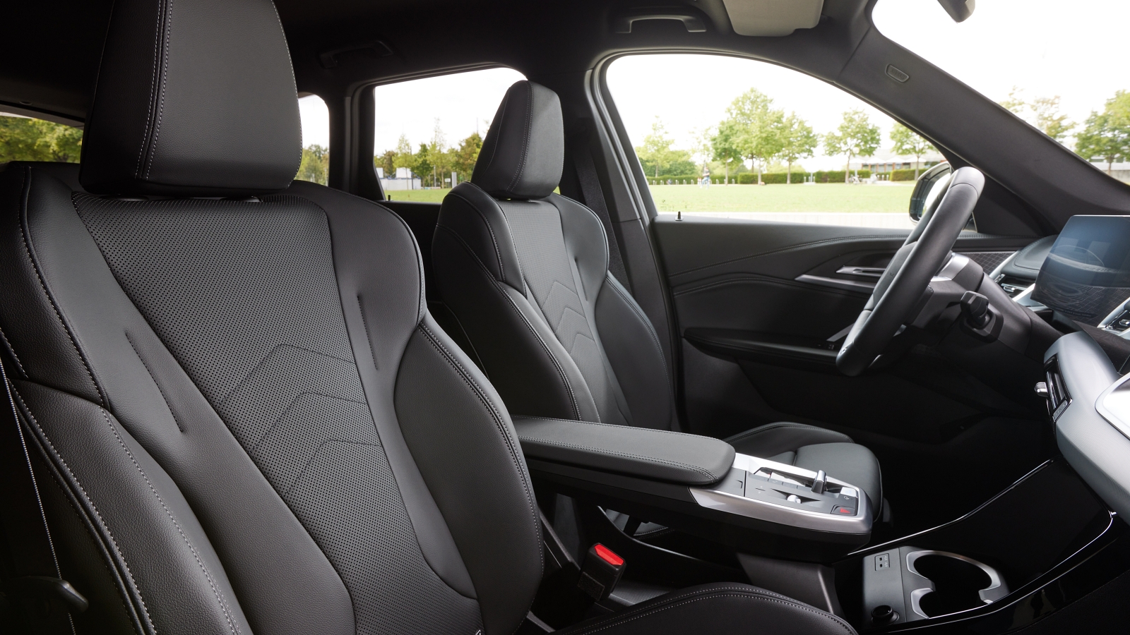 Comparativa entre el BYD Atto 3 y el BMW iX1