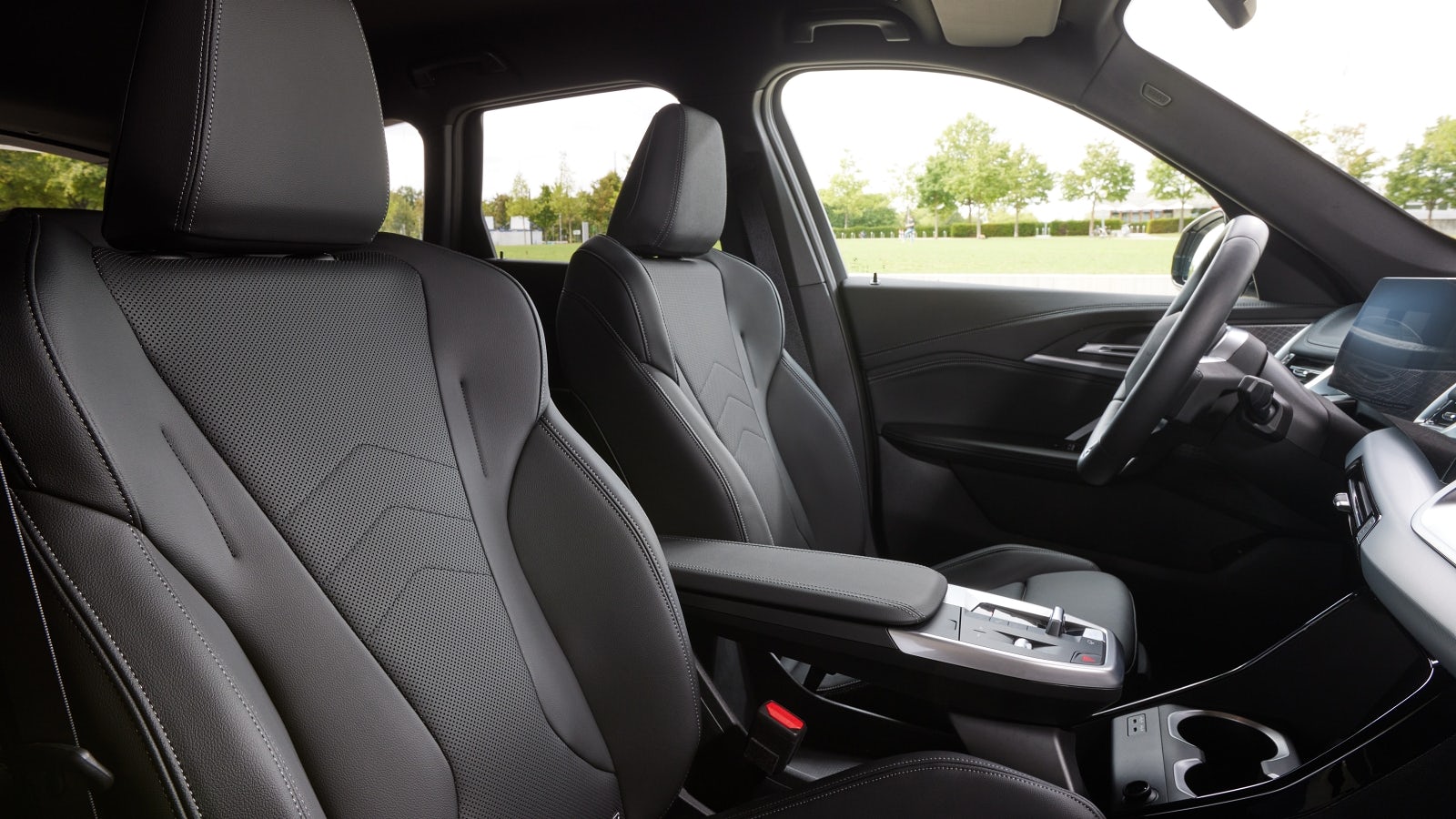 Comparativa entre el BYD Atto 3 y el BMW iX1