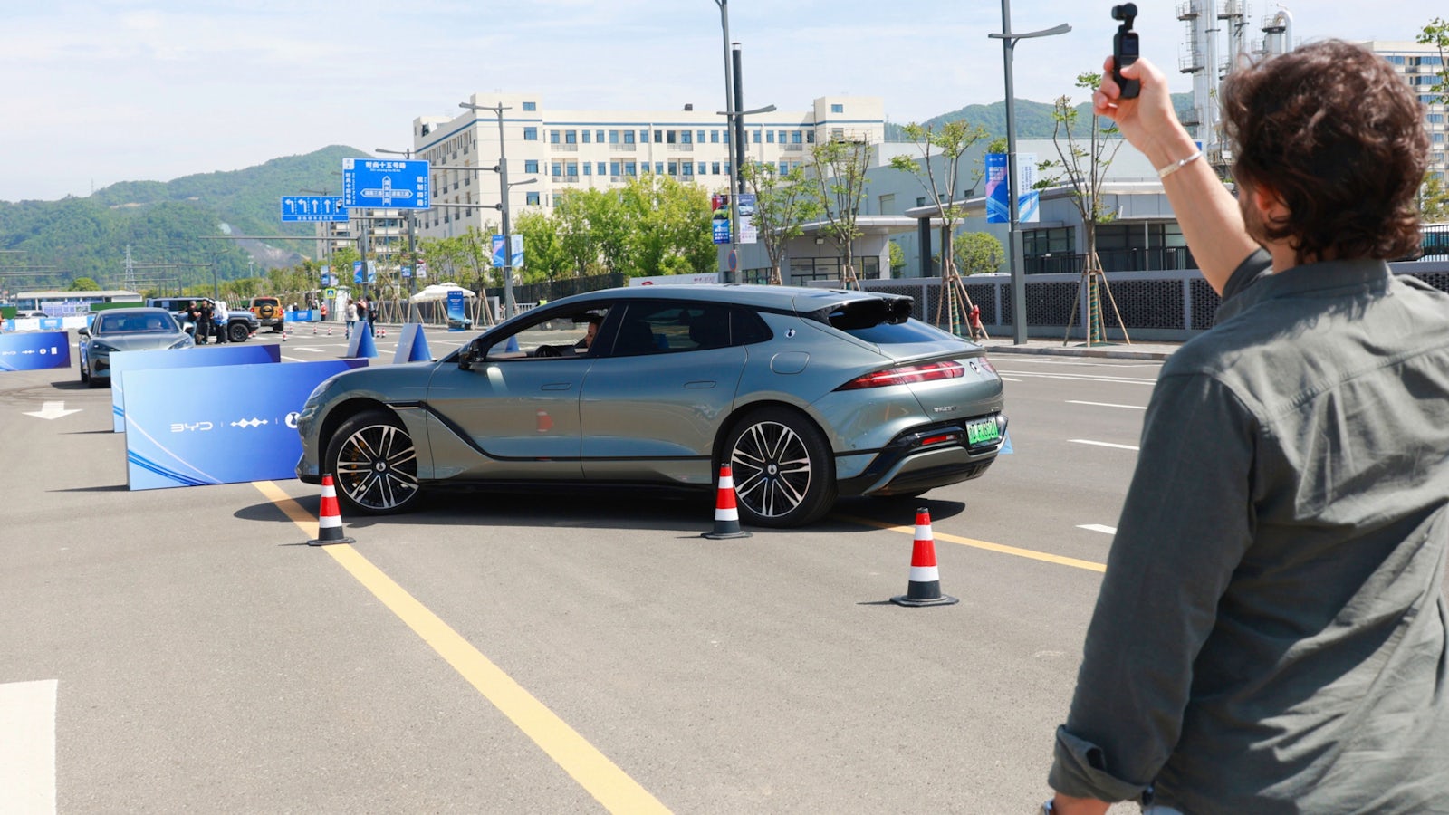 Primeras impresiones Denza Z9 GT