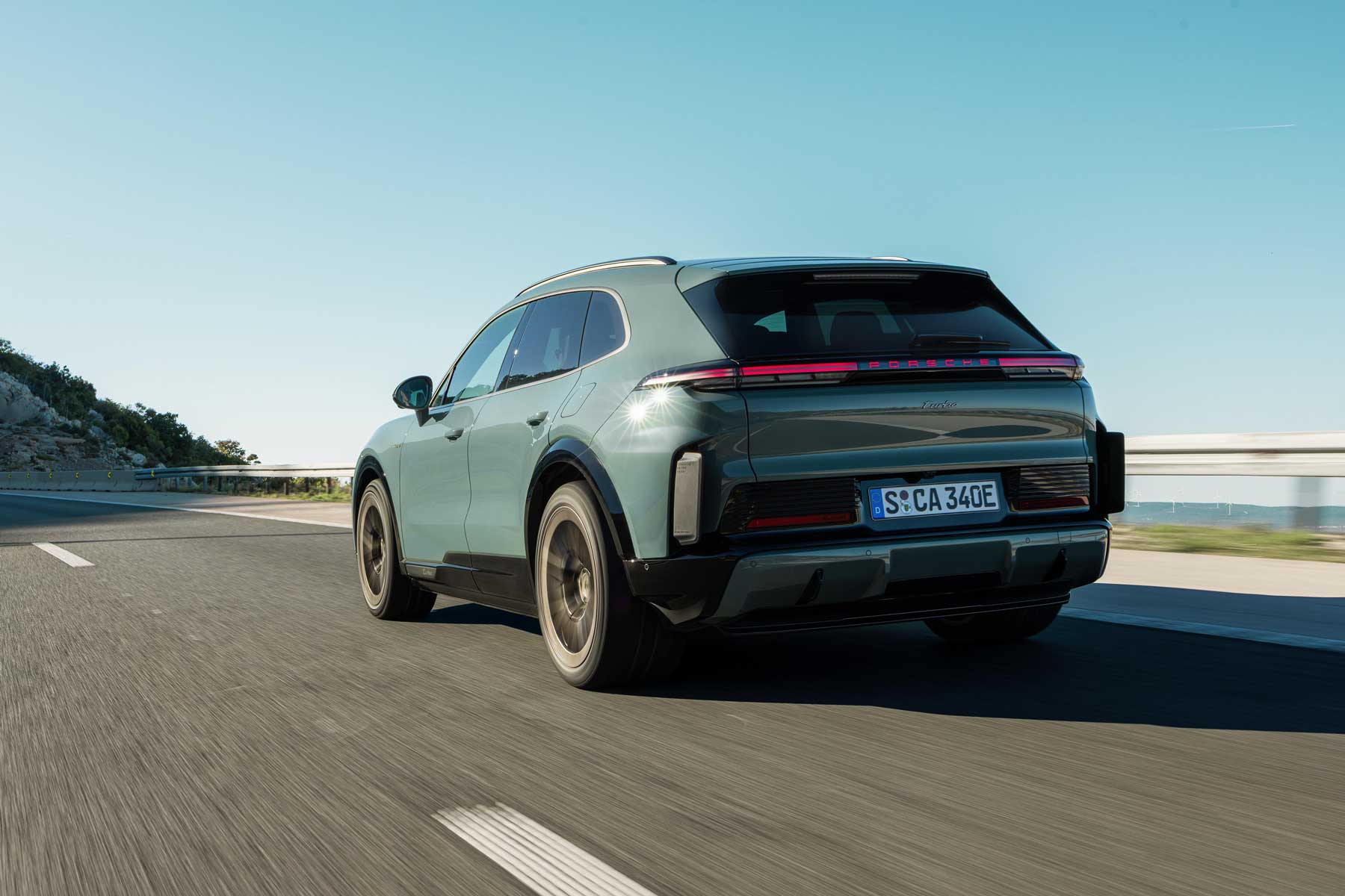 Porsche Cayenne Electric foto exterior