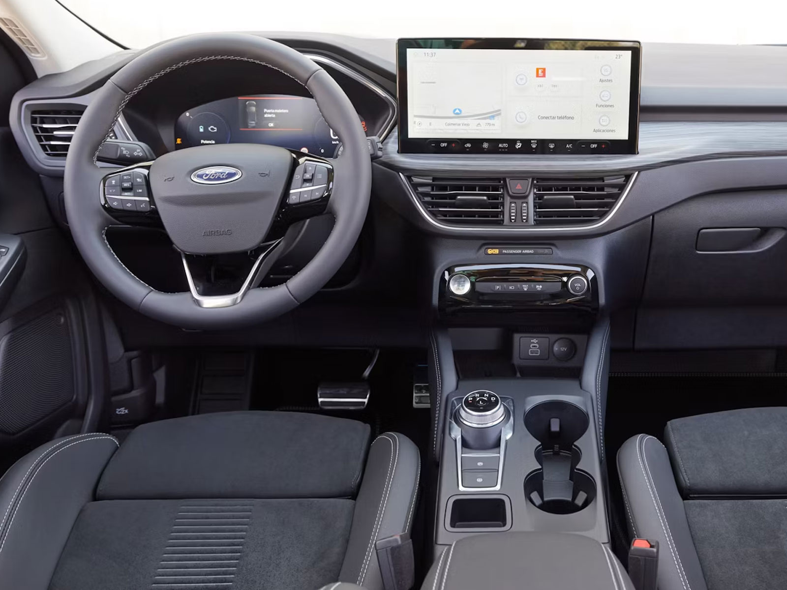 Ford Kuga interior