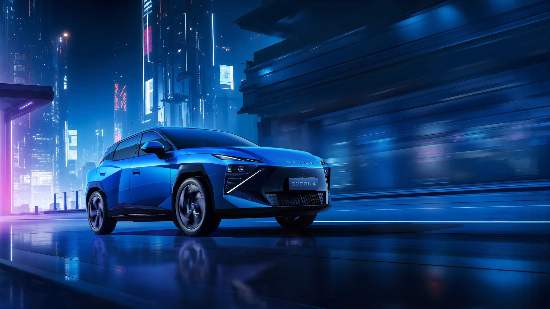 Imagen promocional del Omoda 4, un SUV compacto de color azul, en un escenario urbano nocturno de estética futurista