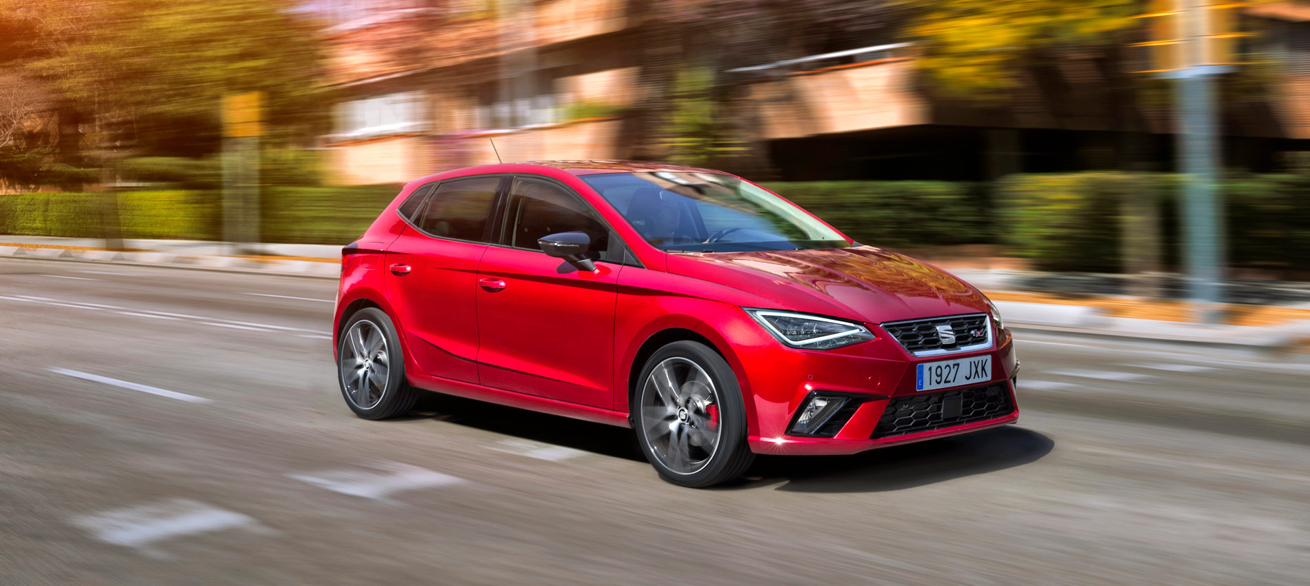 Comparar SEAT vs SEAT Arona cuál de ellos elegir carwow